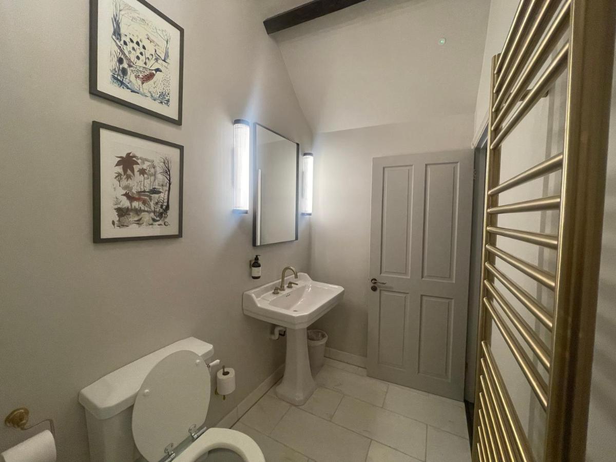 Bed and Breakfast The Hideaway Saint Brides Major Экстерьер фото