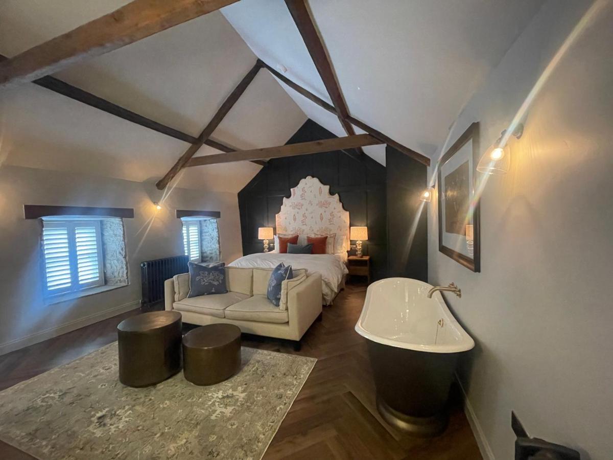 Bed and Breakfast The Hideaway Saint Brides Major Экстерьер фото