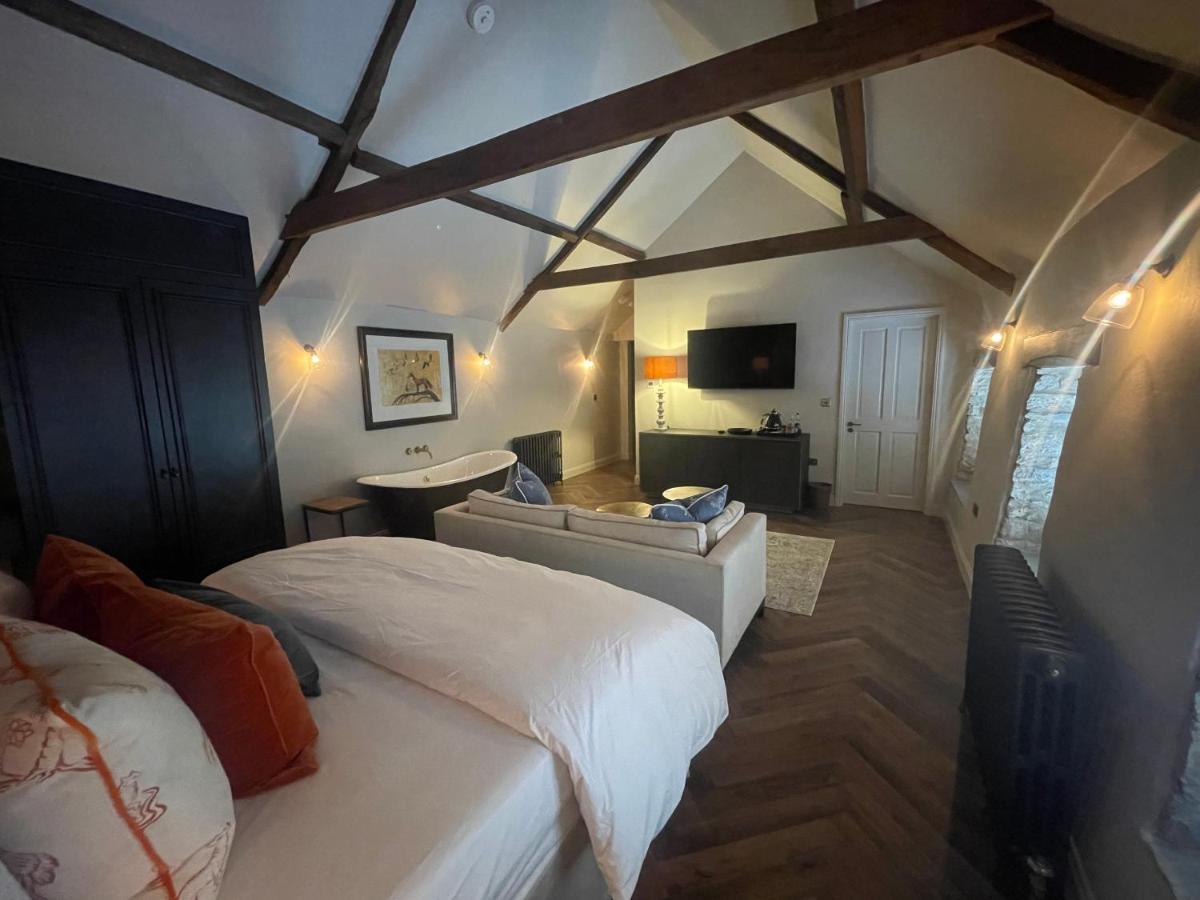 Bed and Breakfast The Hideaway Saint Brides Major Экстерьер фото